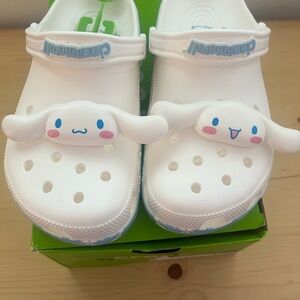 CROCS White Sandals with Perforated Design and Charms